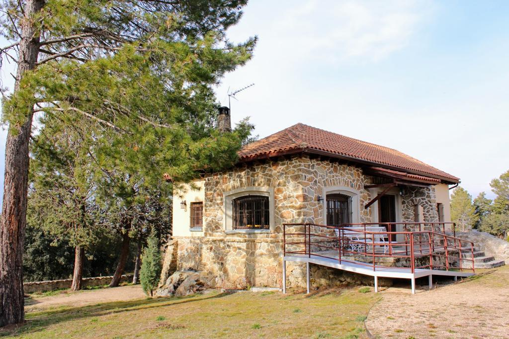 Casa Rural El Pinar Navas de Riofrio Exterior foto